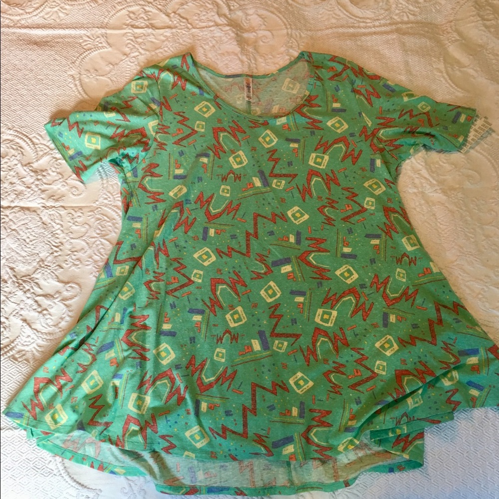 New LuLaRoe Perfect T